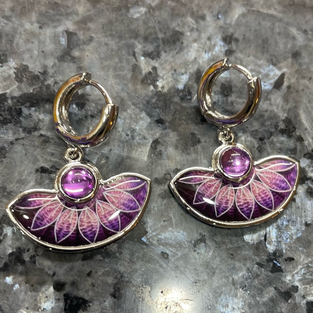 2/$25 or 3/$35 NWOT Abstract purple and silver floral hoop dangling earrings